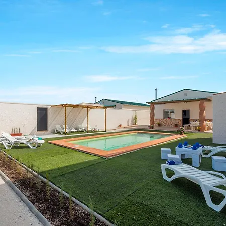 Holiday home Lola - Lantejuela *