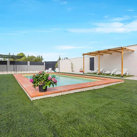 Holiday home Lola - Lantejuela