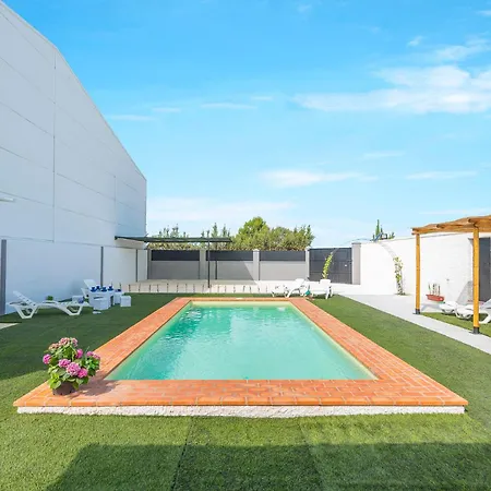 Lola - Lantejuela Holiday home